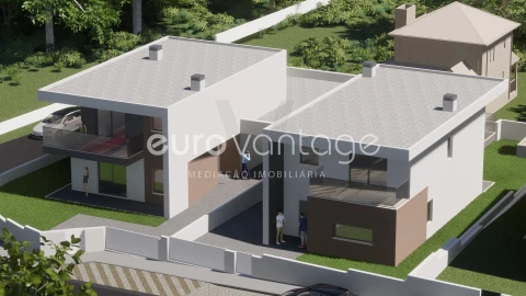 Moradia T4 para Venda em Souto da Carpalhosa e Ortigosa