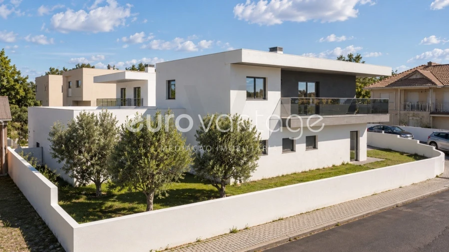 Moradia T4 para Venda em Souto da Carpalhosa e Ortigosa Foto 4