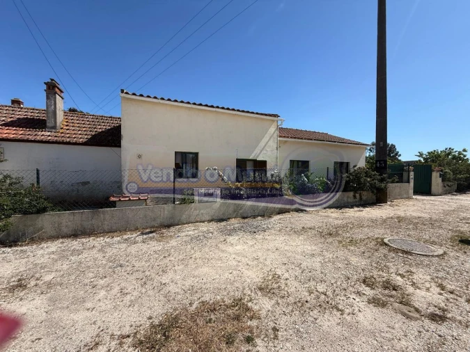 Moradia T3 para Venda em Salvaterra de Magos e Foros de Salvaterra Foto 2