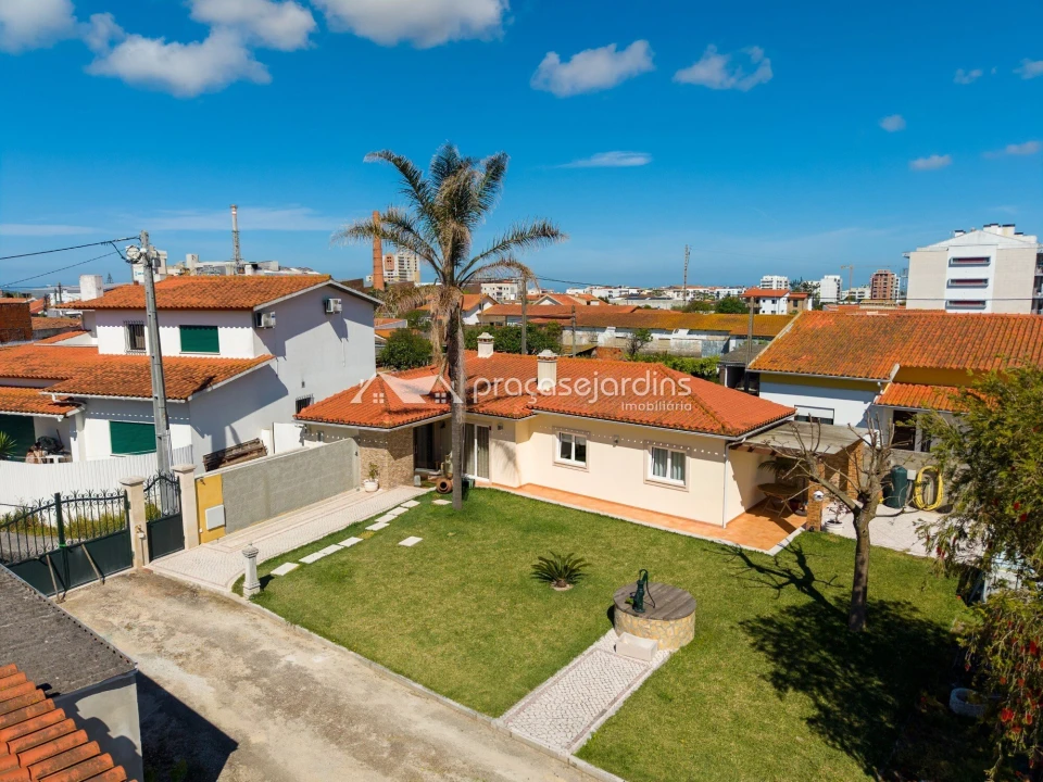 Moradia T1 para Venda em Marinha Grande Foto 1