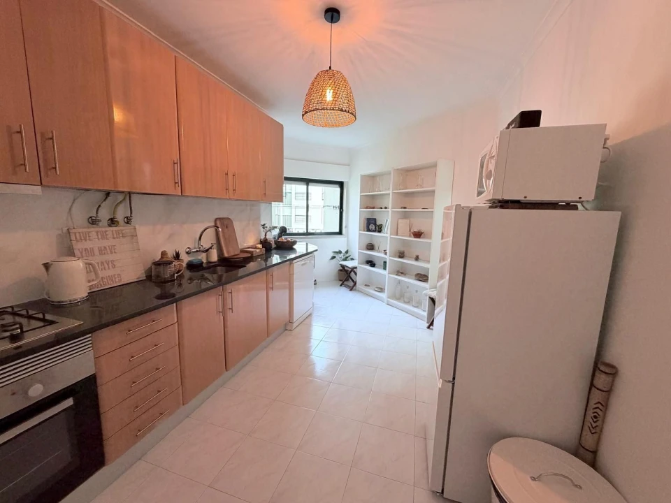 Apartamento T1 para Venda em Massamá e Monte Abraão Foto 5