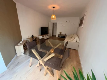 Apartamento T1 para Venda em Massamá e Monte Abraão