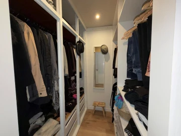 Apartamento T1 para Venda em Massamá e Monte Abraão