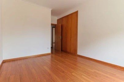 Apartamento T3 para Venda em Tavarede