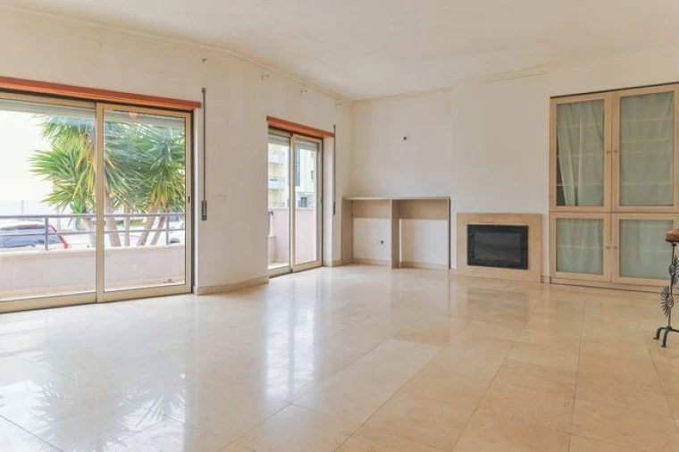 Apartamento T3 para Venda em Tavarede Foto 3