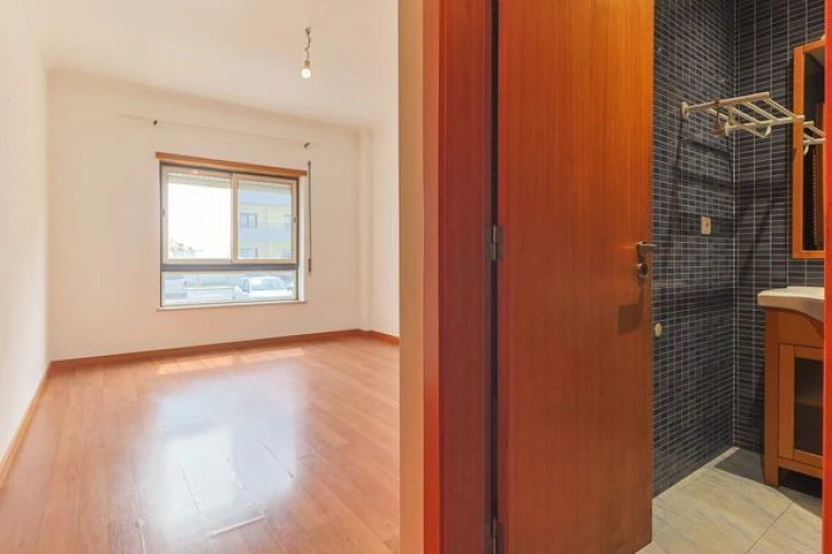 Apartamento T3 para Venda em Tavarede Foto 14