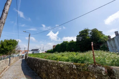 Terreno Comércio / Armazém para Venda em Perafita, Lavra e Santa Cruz do Bispo
