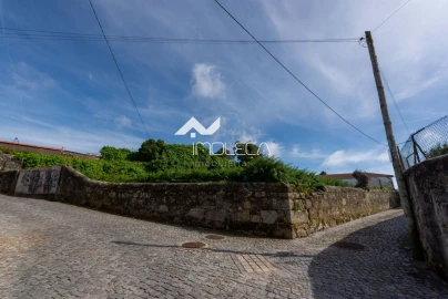 Terreno Comércio / Armazém para Venda em Perafita, Lavra e Santa Cruz do Bispo