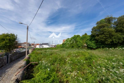 Terreno Comércio / Armazém para Venda em Perafita, Lavra e Santa Cruz do Bispo