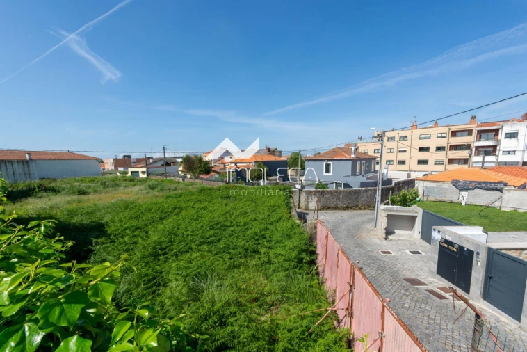 Terreno Comércio / Armazém para Venda em Perafita, Lavra e Santa Cruz do Bispo Foto 3