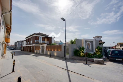 Moradia T2 para Venda em Perafita, Lavra e Santa Cruz do Bispo