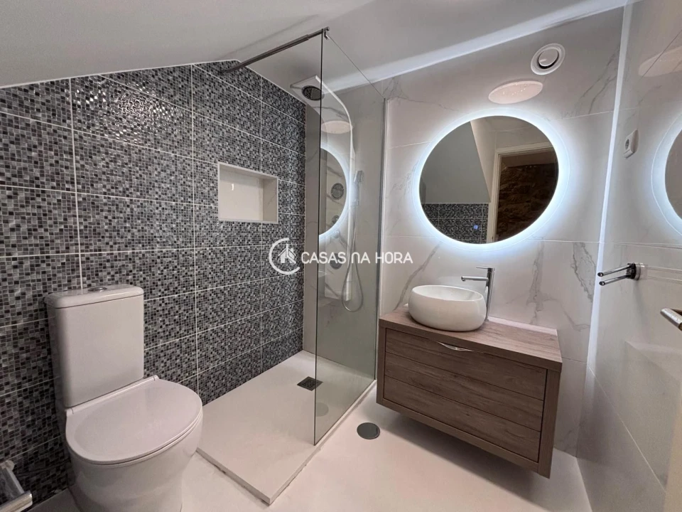 Moradia T1 para Arrendamento em Povolide Foto 10