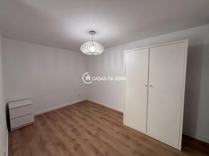 Moradia T1 para Arrendamento em Povolide Foto 8