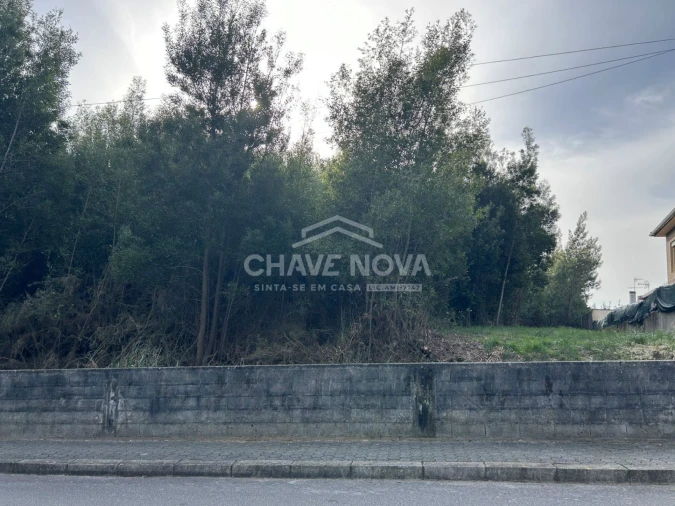 Terreno para Venda em Arcozelo Foto 4