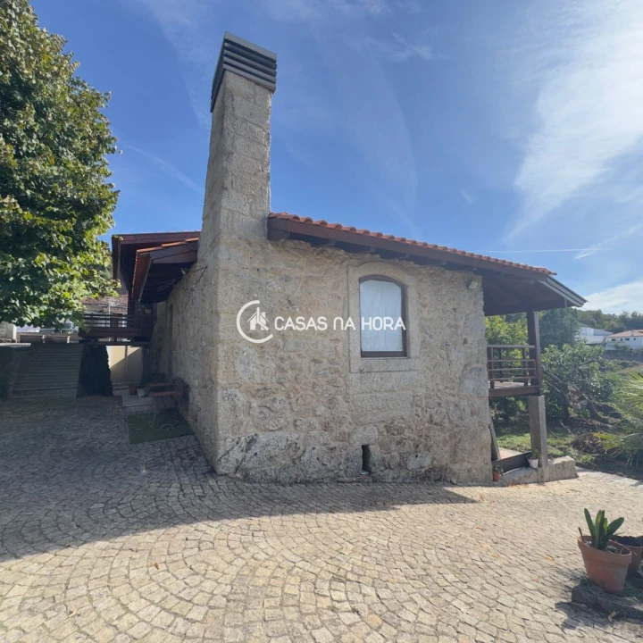 Moradia T4 para Venda em Roge Foto 2