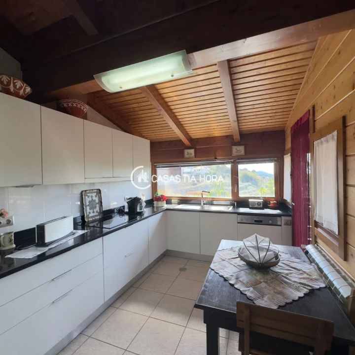 Moradia T4 para Venda em Roge Foto 5