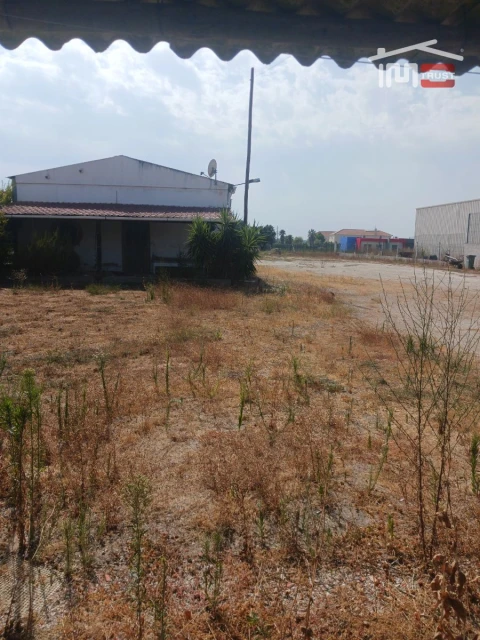 Terreno Misto para Venda em Pinhal Novo