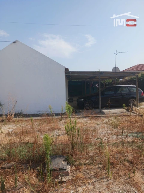 Terreno Misto para Venda em Pinhal Novo