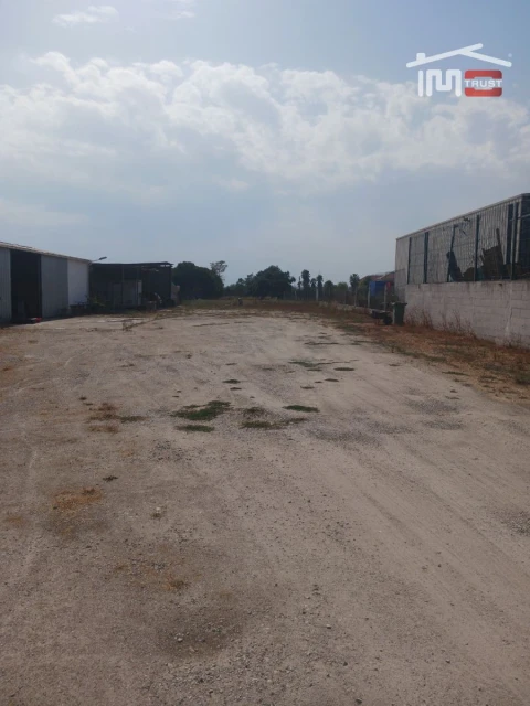 Terreno Misto para Venda em Pinhal Novo