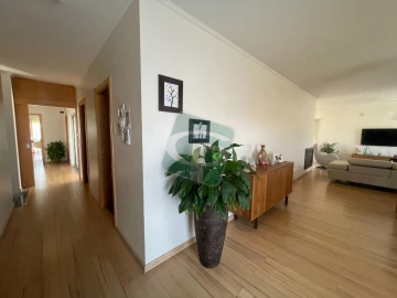 Moradia T5 para Venda em Pontevel