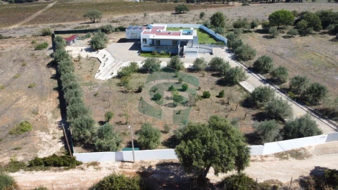 Moradia T5 para Venda em Pontevel