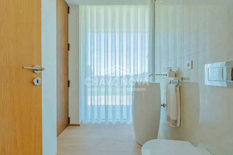 Moradia T3 para Venda em Mozelos Foto 10