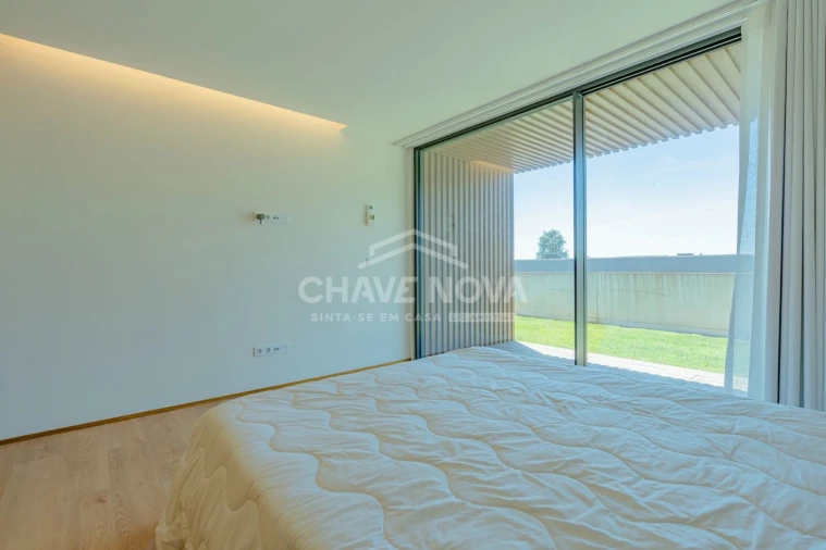 Moradia T3 para Venda em Mozelos Foto 20