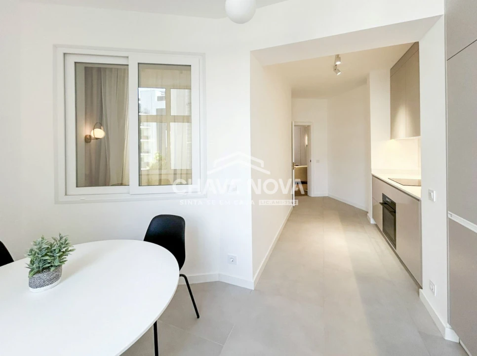 Apartamento T2 para Venda em Santo António Foto 5