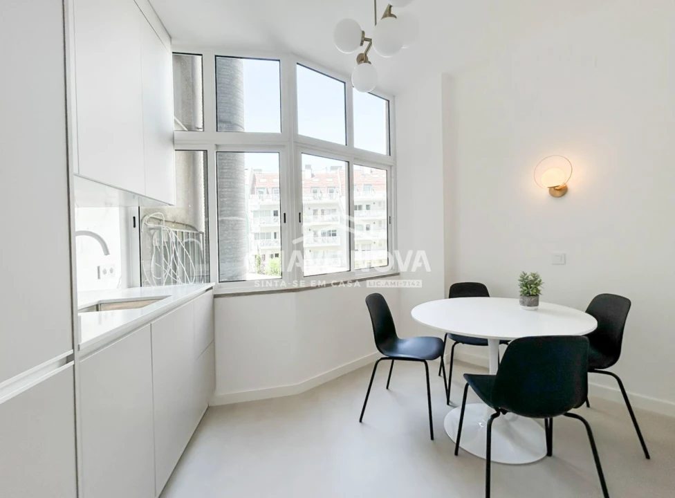 Apartamento T2 para Venda em Santo António Foto 6