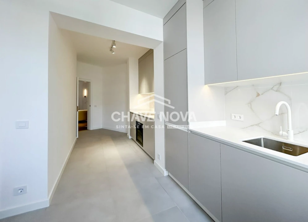 Apartamento T2 para Venda em Santo António Foto 7