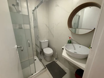 Armazém para Venda em Quarteira