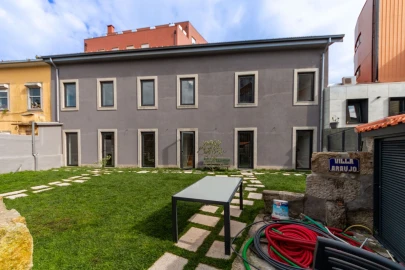 Apartamento T1 para Arrendamento em Lordelo do Ouro e Massarelos