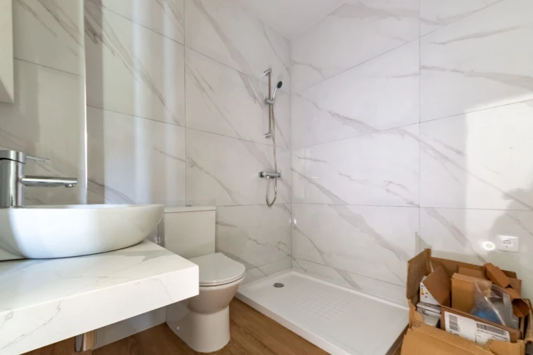 Apartamento T1 para Arrendamento em Lordelo do Ouro e Massarelos Foto 13