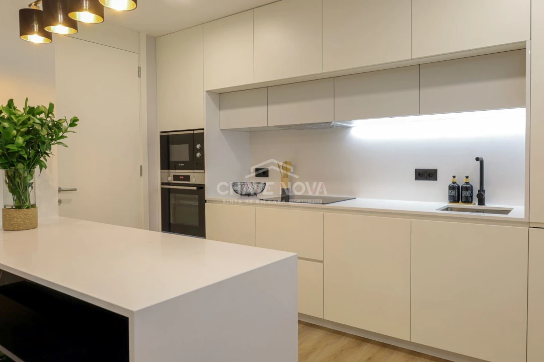 Apartamento T4 para Venda em Esgueira Foto 3