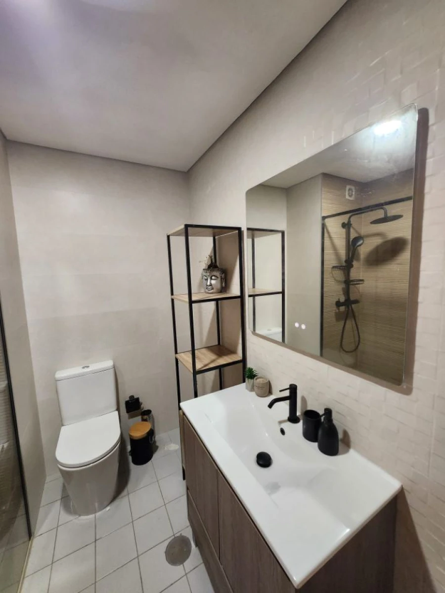 Apartamento T3 para Venda em Arcozelo Foto 4