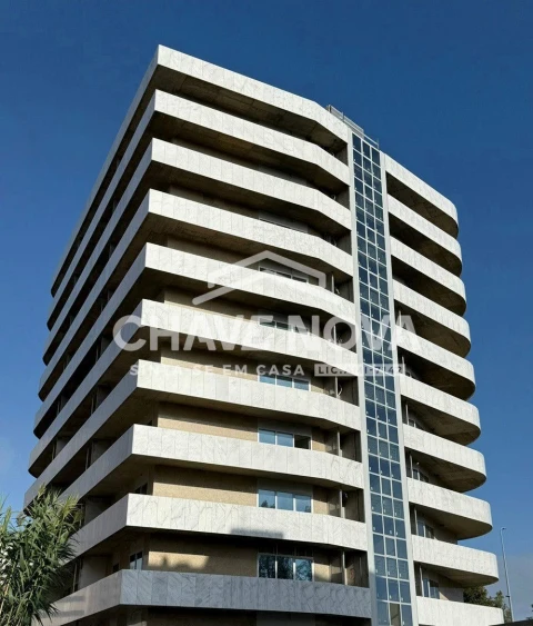 Apartamento T2 para Arrendamento em Ramalde