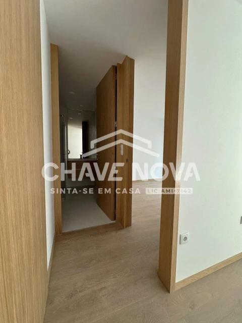 Apartamento T1 para Arrendamento em Ramalde