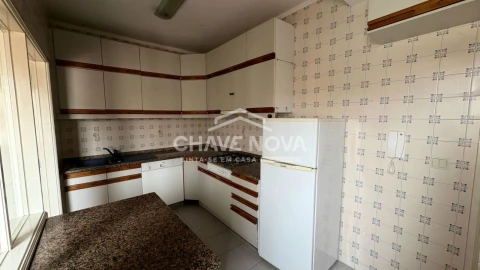 Apartamento T4 para Venda em Espinho