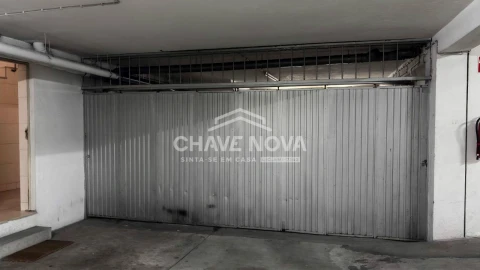 Apartamento T4 para Venda em Espinho