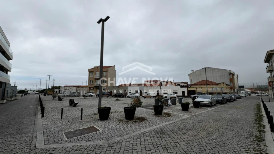 Apartamento T4 para Venda em Espinho Foto 2