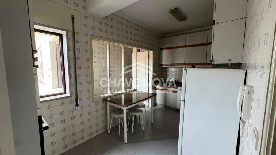 Apartamento T4 para Venda em Espinho Foto 10