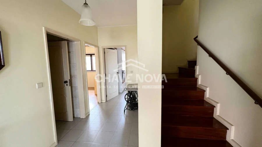 Apartamento T4 para Venda em Espinho Foto 15