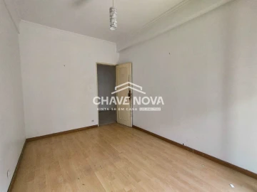 Apartamento T2 para Venda em Oeiras e São Julião da Barra, Paço de Arcos e Caxias