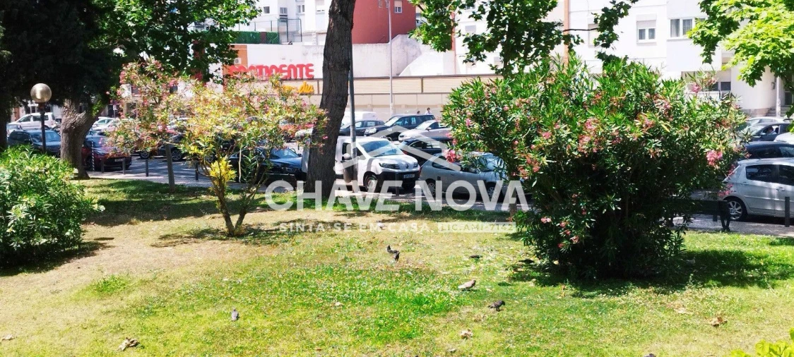 Apartamento T2 para Venda em Oeiras e São Julião da Barra, Paço de Arcos e Caxias Foto 8