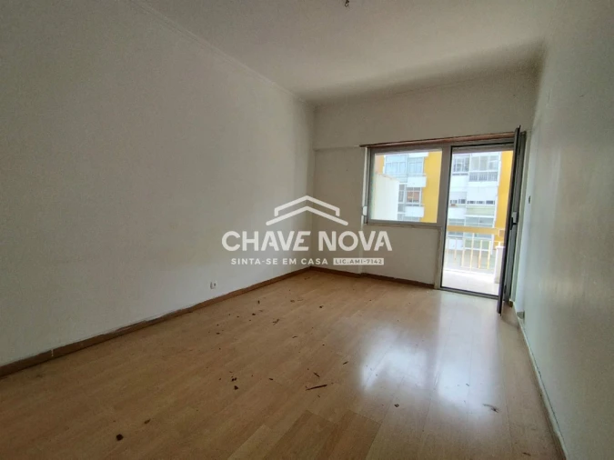Apartamento T2 para Venda em Oeiras e São Julião da Barra, Paço de Arcos e Caxias Foto 11