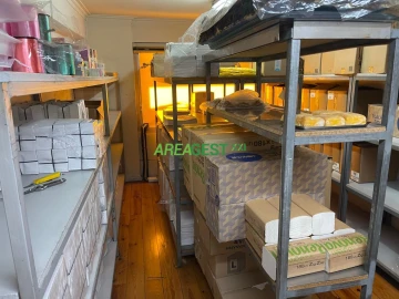 Loja para Trespasse em Mina de Água