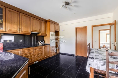 Moradia T3 para Venda em Vila Verde e Barbudo