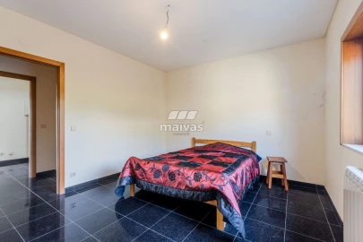 Moradia T3 para Venda em Vila Verde e Barbudo