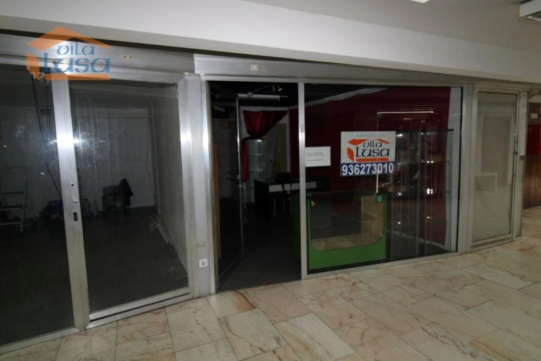 Loja para Venda em Cedofeita, Santo Ildefonso, Sé, Miragaia, São Nicolau e Vitória Foto 2