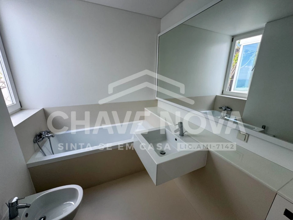 Moradia T4 para Venda em São Martinho Foto 12